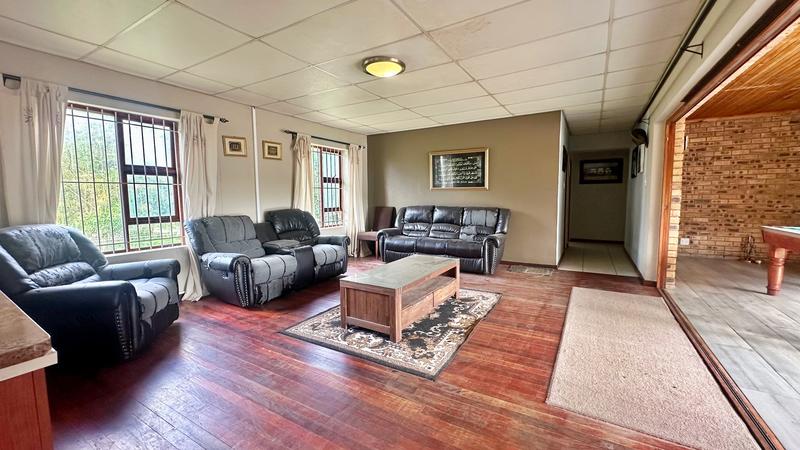 7 Bedroom Property for Sale in Dassenberg Western Cape